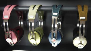 Sennheiser Momentum On Ear Cans