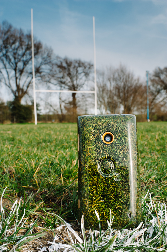 O2 grass phone